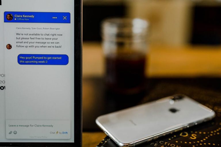 The 20 Best Chatbot Apps (Free + Paid) | Messagely
